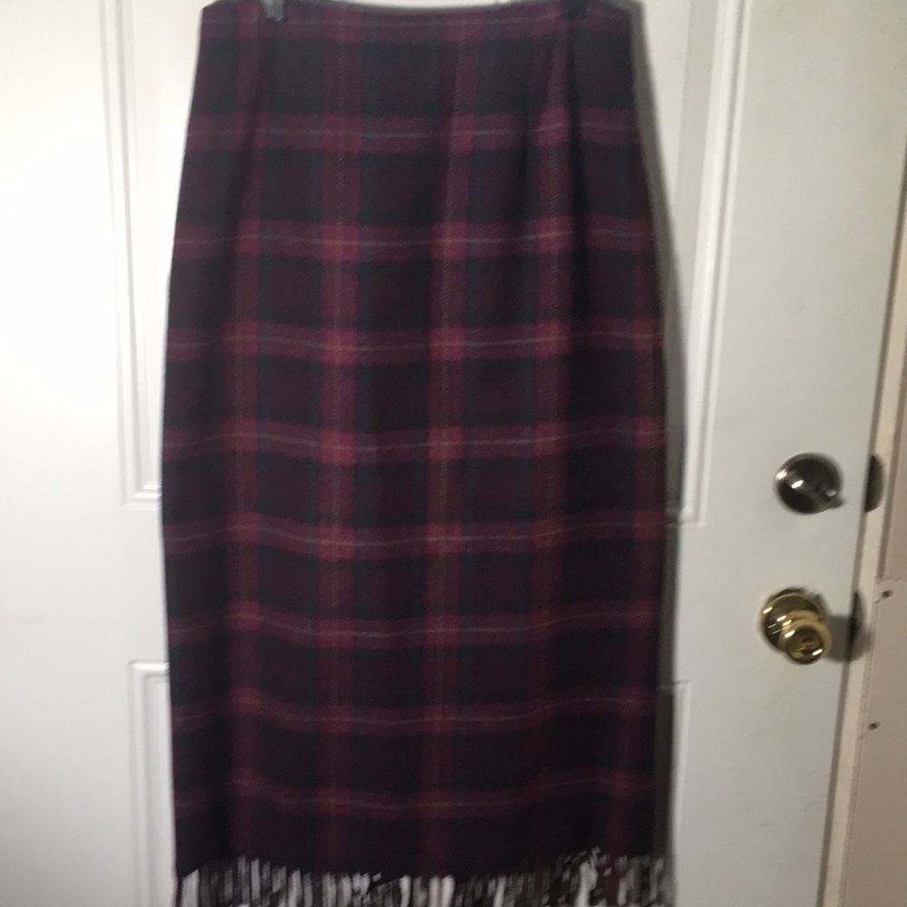 Worthington woman’s lined purple tartan plaid a-line skirt with fringe size 10